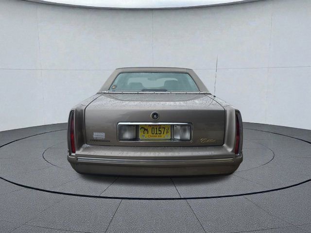 Used 1999 Cadillac De Ville w/ Comfort/Convenience Pkg image 4