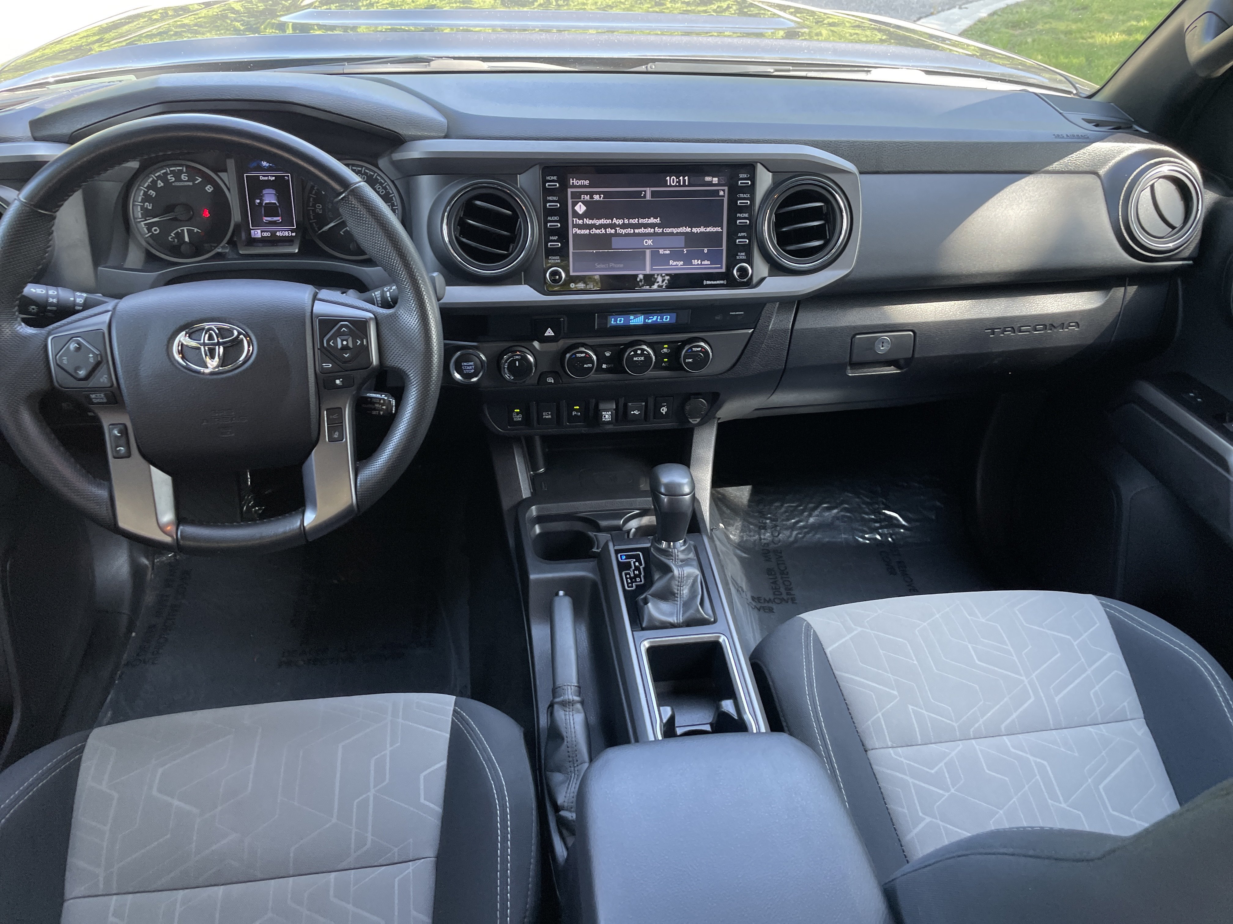Used 2022 Toyota Tacoma TRD Sport w/ Technology Package AWD/4WD image 27
