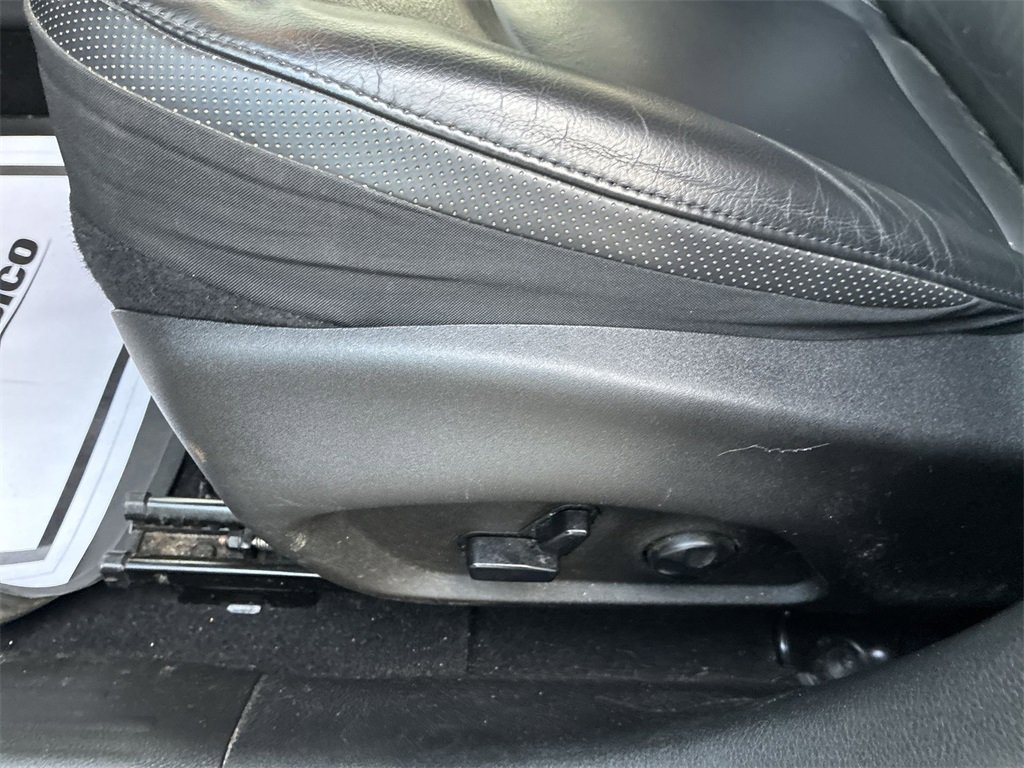 Used 2020 Jeep Renegade Limited image 12