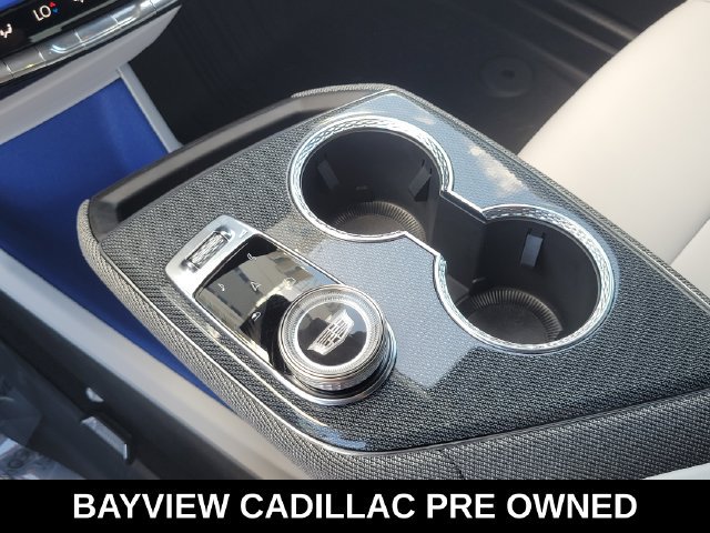 Used 2027 Cadillac Optiq Luxury RWD image 18