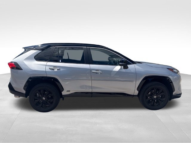 Used 2022 Toyota RAV4 XSE w/ XSE Grade Weather Package AWD/4WD image 6