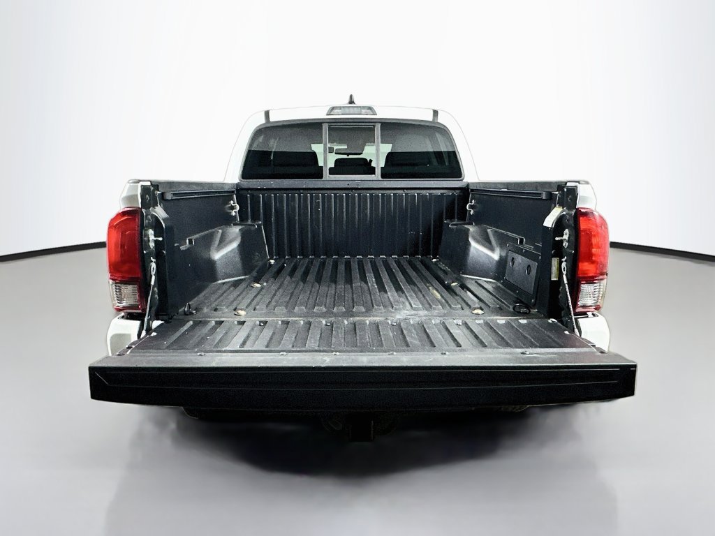 Used 2023 Toyota Tacoma SR AWD/4WD image 35