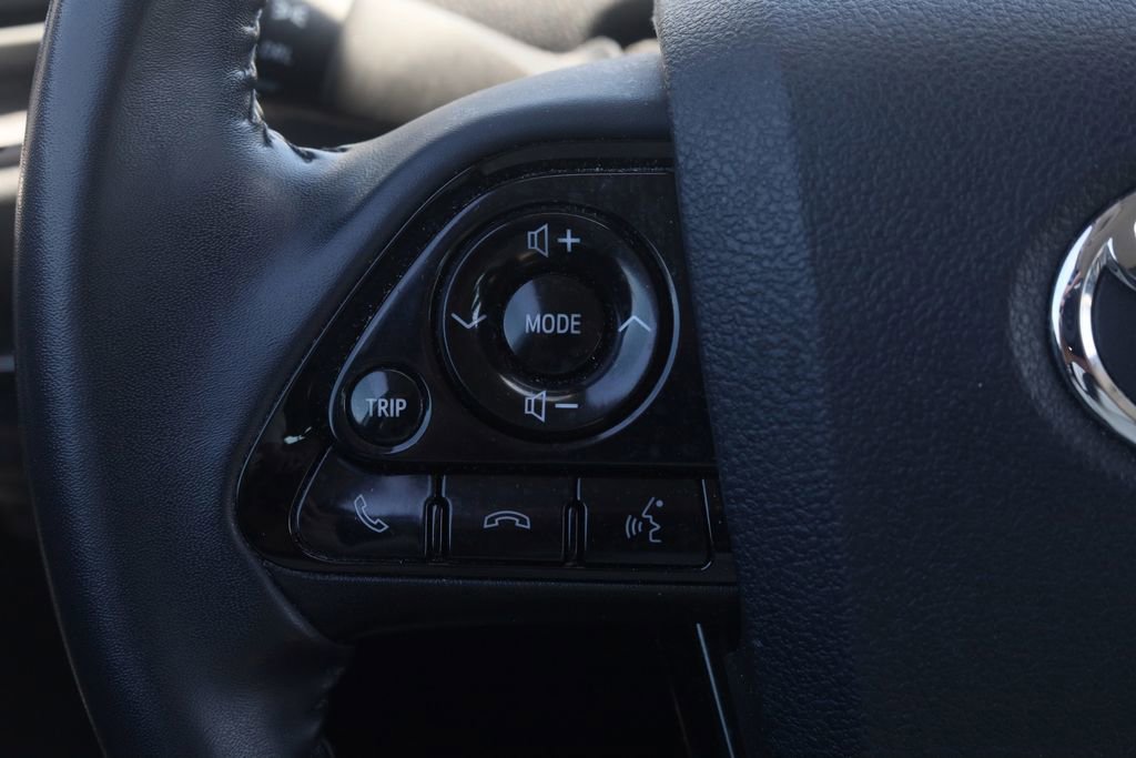 Used 2022 Toyota Prius Prime LE FWD image 18
