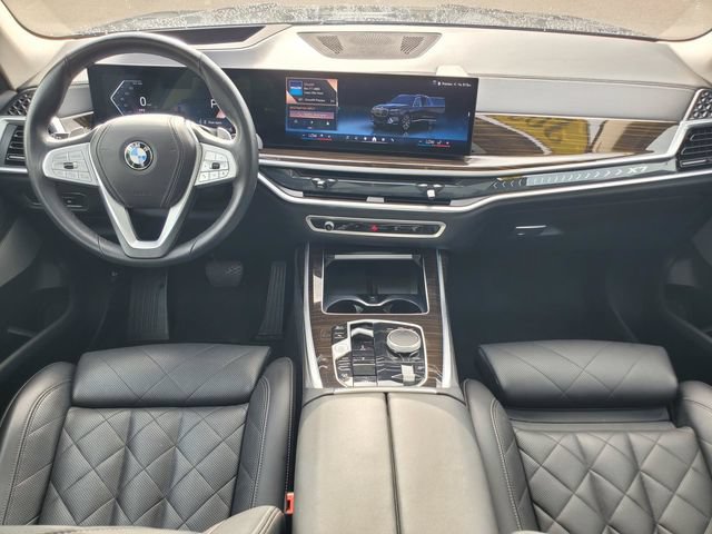 Used 2024 BMW X7 xDrive40i AWD/4WD image 31