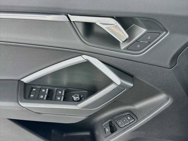 Certified 2023 Audi Q3 2.0T Premium Plus w/ Premium Plus Package AWD/4WD image 16