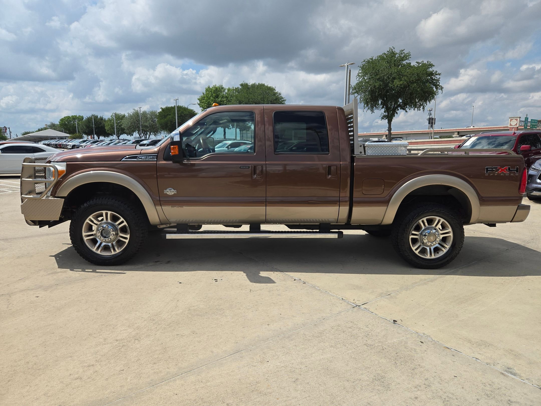 Used 2011 Ford F350 King Ranch w/ King Ranch w/Chrome Pkg AWD/4WD image 6