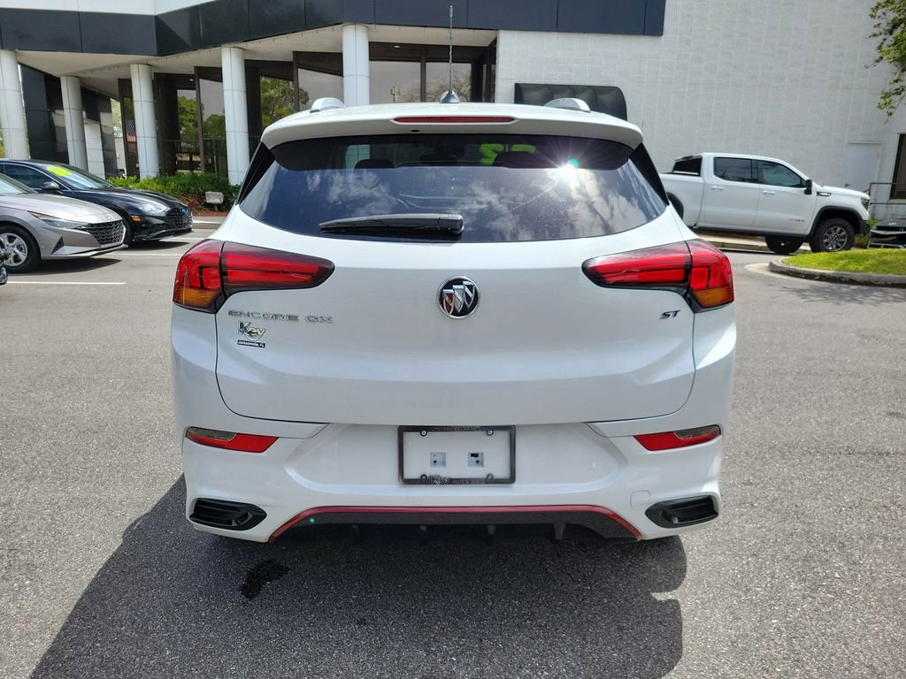 Certified 2022 Buick Encore GX Select w/ Experience Buick Package image 8