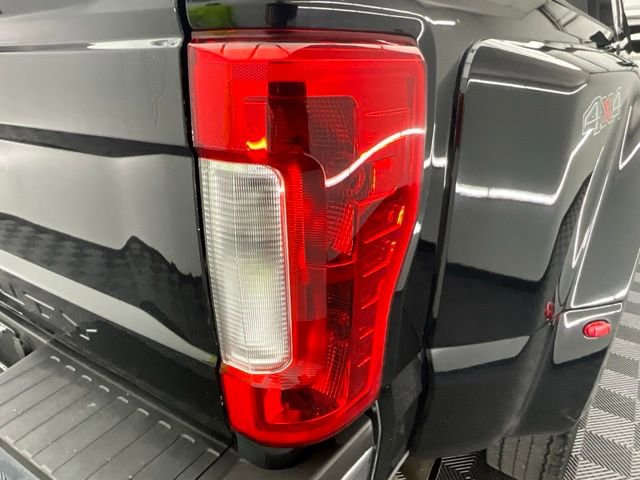 Used 2017 Ford F450 Lariat w/ Lariat Ultimate Package AWD/4WD image 24