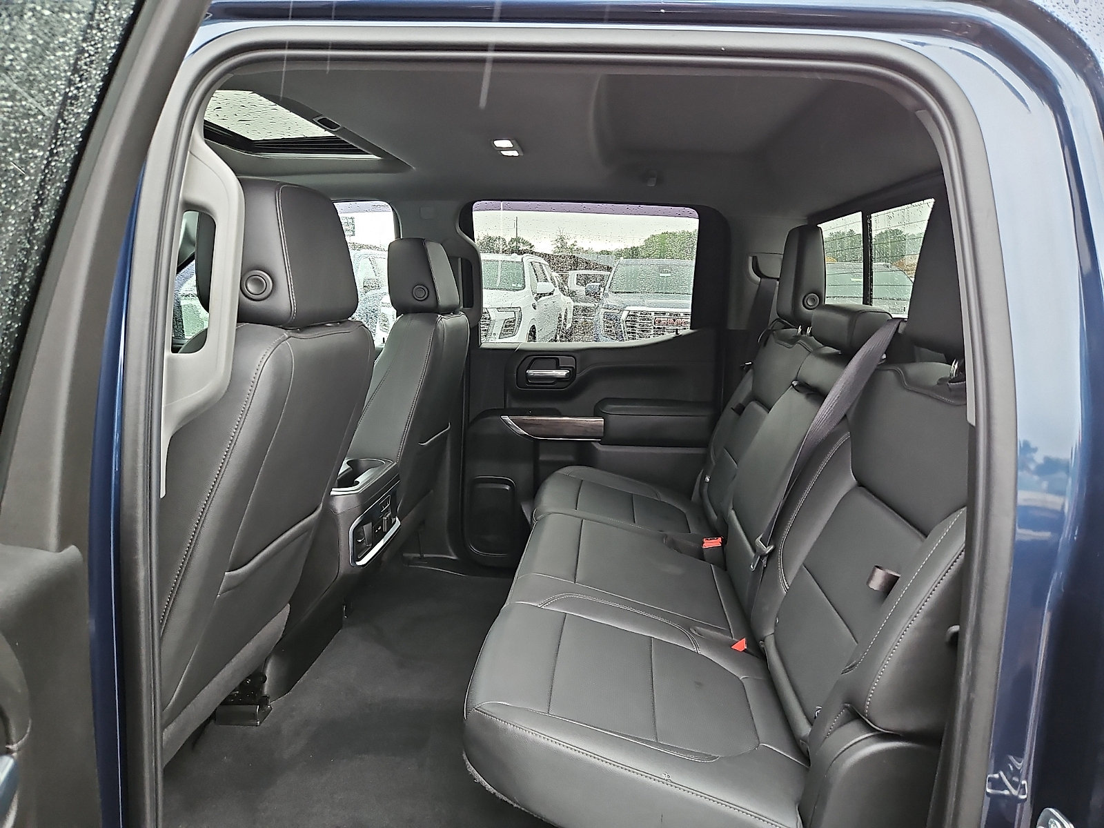 Certified 2021 Chevrolet Silverado 1500 LTZ w/ LTZ Premium Package AWD/4WD image 10