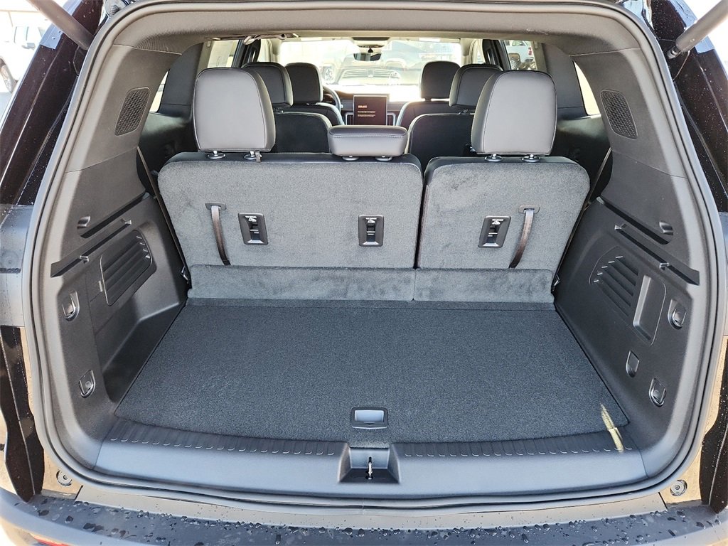 New 2026 GMC Acadia Elevation w/ Black Edition image 12