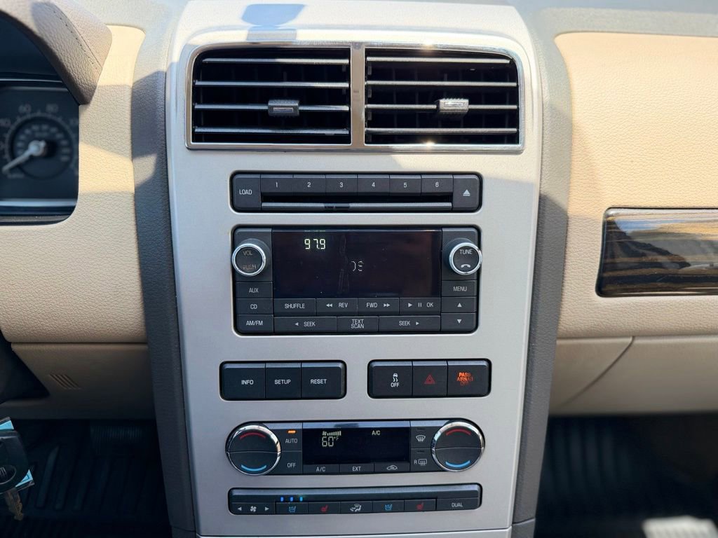Used 2008 Lincoln MKX 2WD image 26