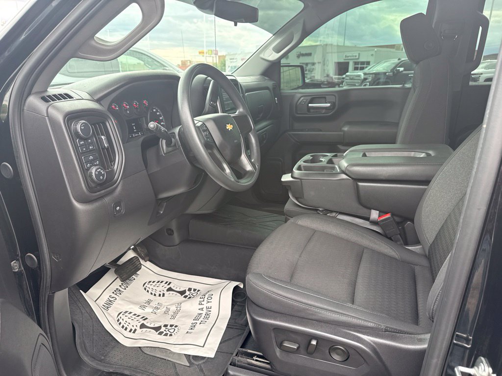 Used 2024 Chevrolet Silverado 1500 Custom w/ LPO, Dark Essentials Package AWD/4WD image 6