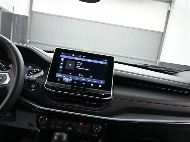 Used 2024 Jeep Compass Trailhawk image 19