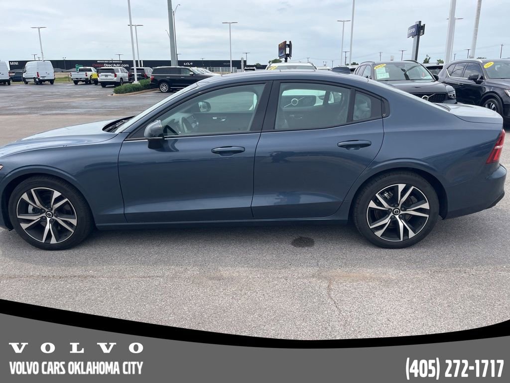 Used 2025 Volvo S60 B5 Core w/ Climate Package FWD image 8