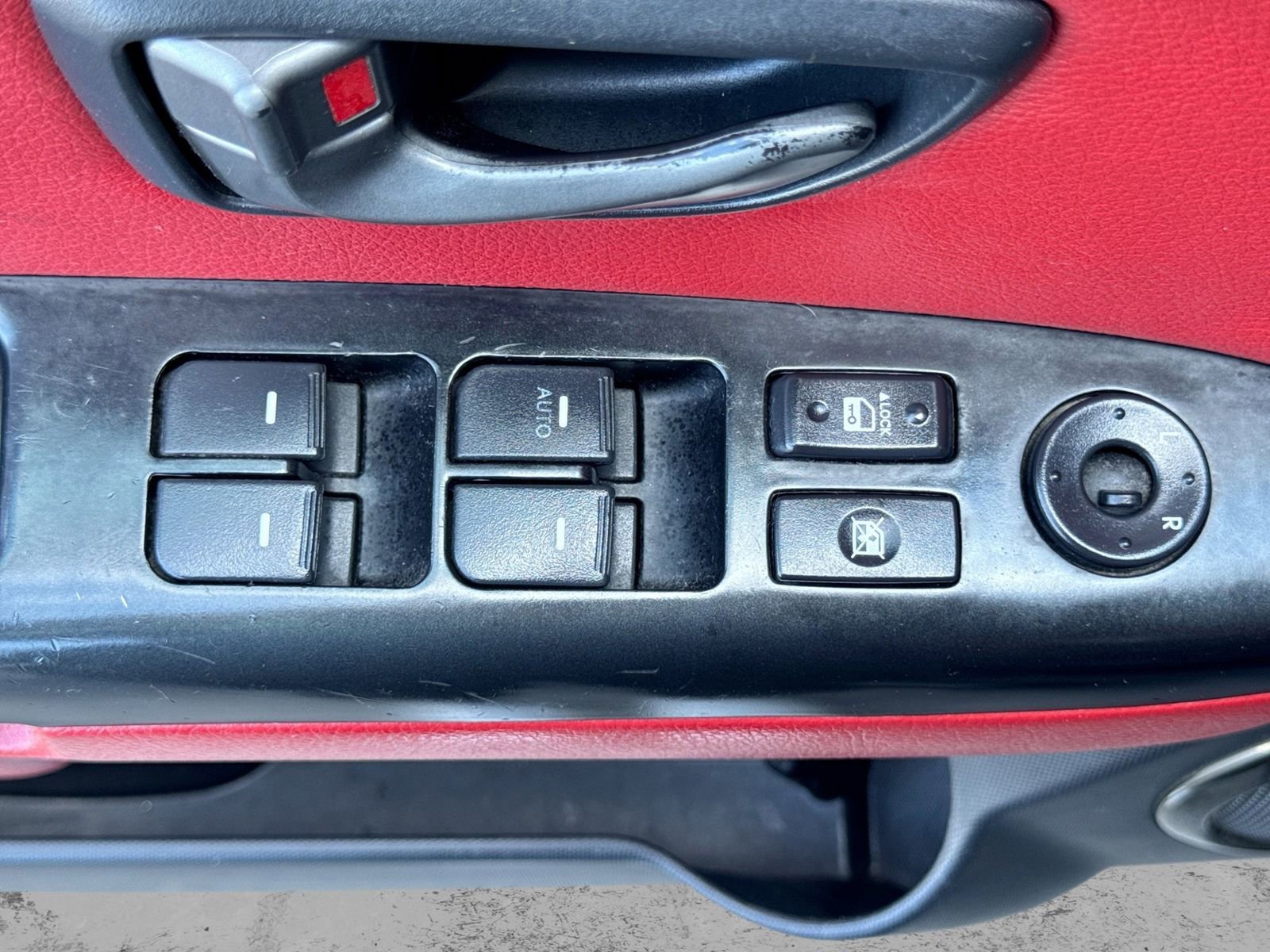 Used 2011 Kia Soul Sport FWD image 18