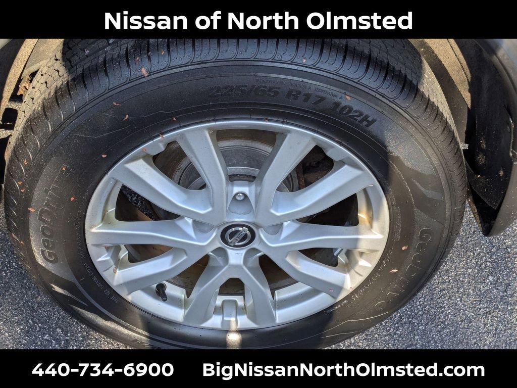 Used 2017 Nissan Rogue SV AWD/4WD image 29