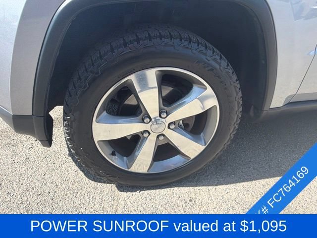 Used 2015 Jeep Grand Cherokee Limited AWD/4WD image 4