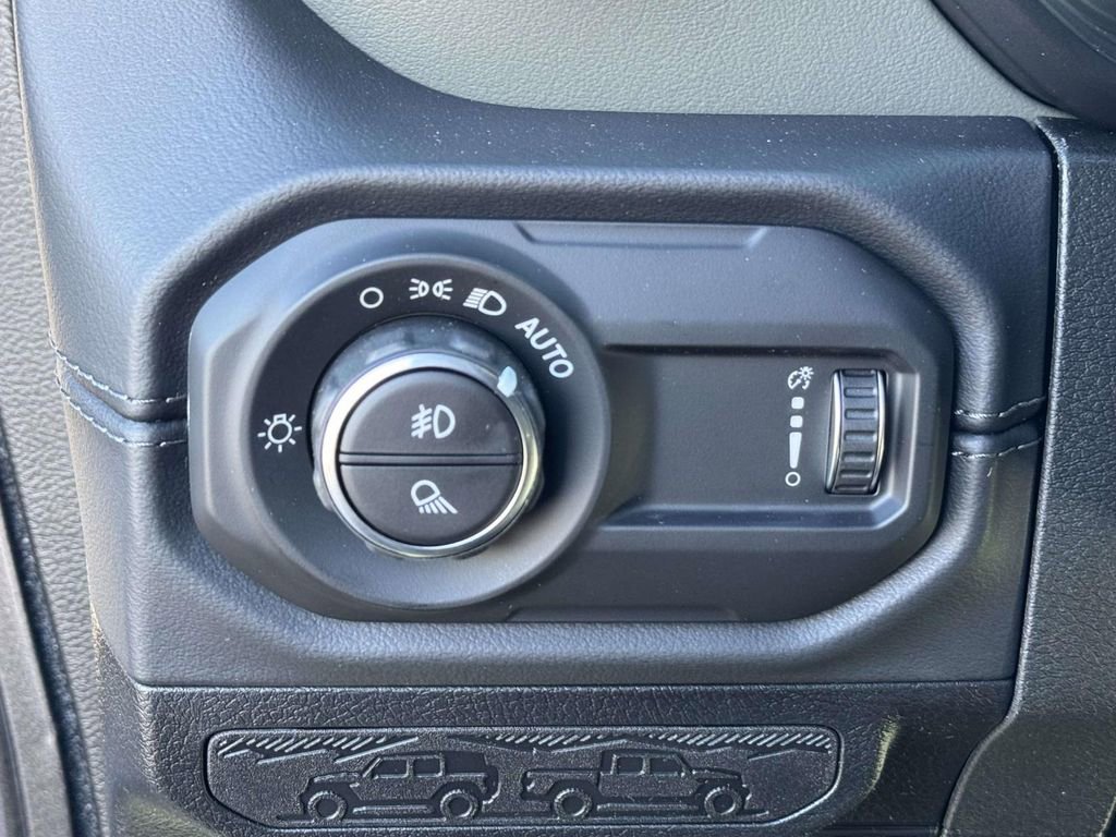 New 2026 Jeep Gladiator Mojave AWD/4WD image 28