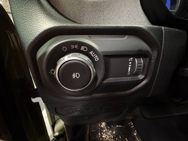New 2026 Jeep Wrangler Sport AWD/4WD image 25
