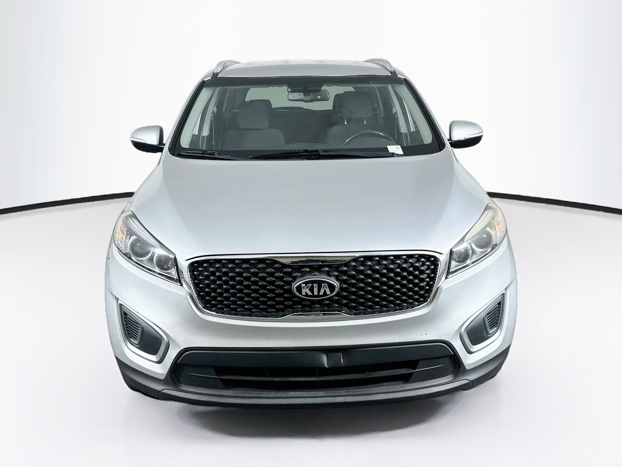 Used 2017 Kia Sorento FWD w/ LX Convenience Package image 2