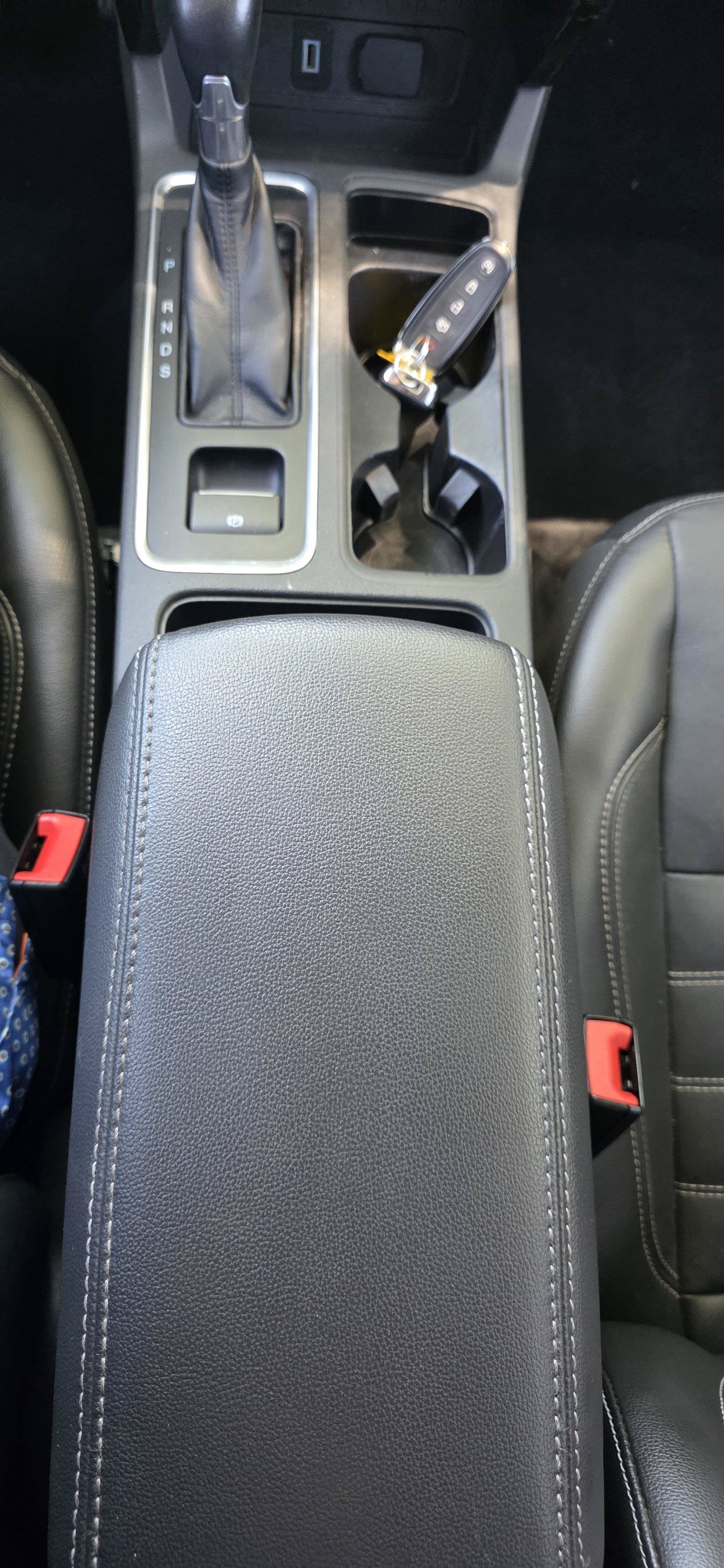 Used 2017 Ford Escape Titanium FWD image 18