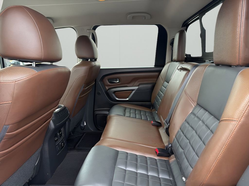 Used 2016 Nissan Titan Platinum Reserve image 11