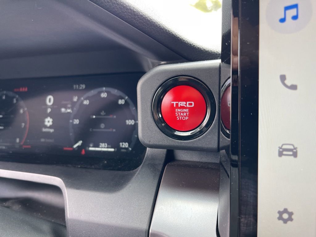 Used 2024 Toyota Tacoma TRD Off-Road AWD/4WD image 13