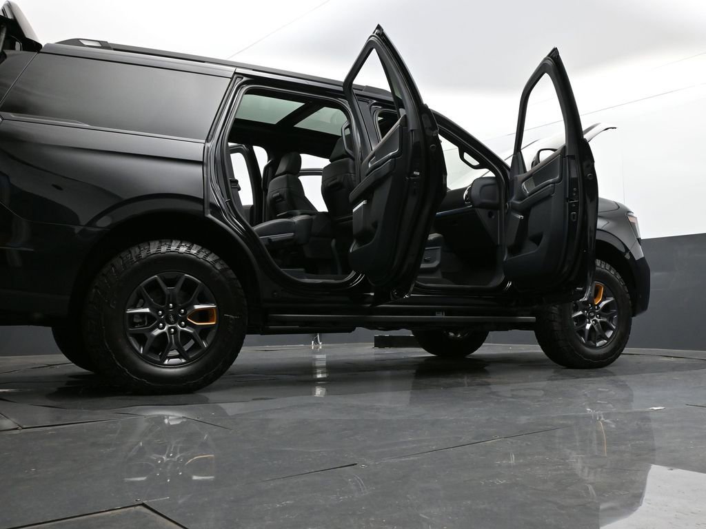New 2025 Ford Expedition Tremor image 40
