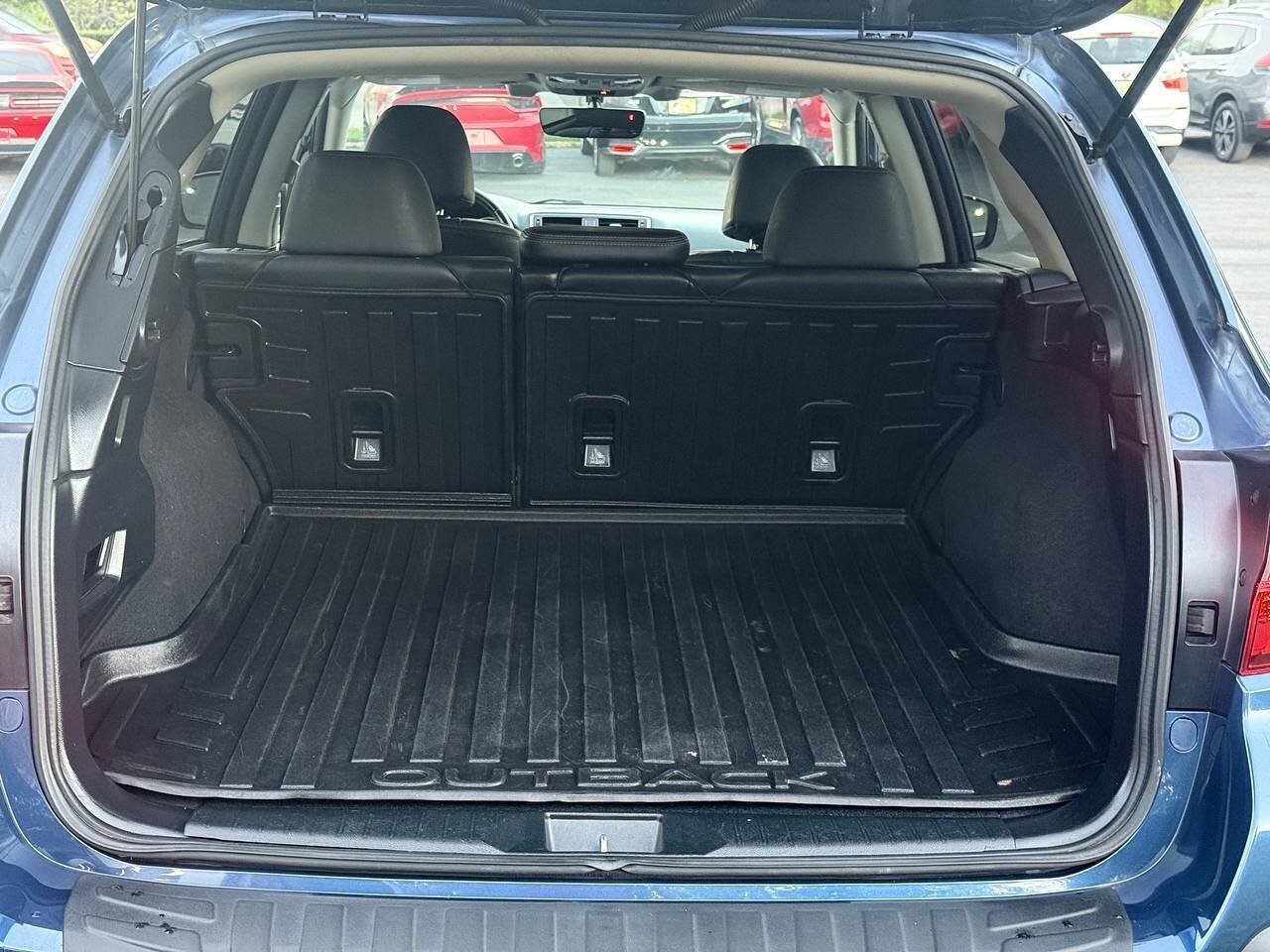 Used 2019 Subaru Outback 2.5i Limited w/ Popular Package #2 AWD/4WD image 10