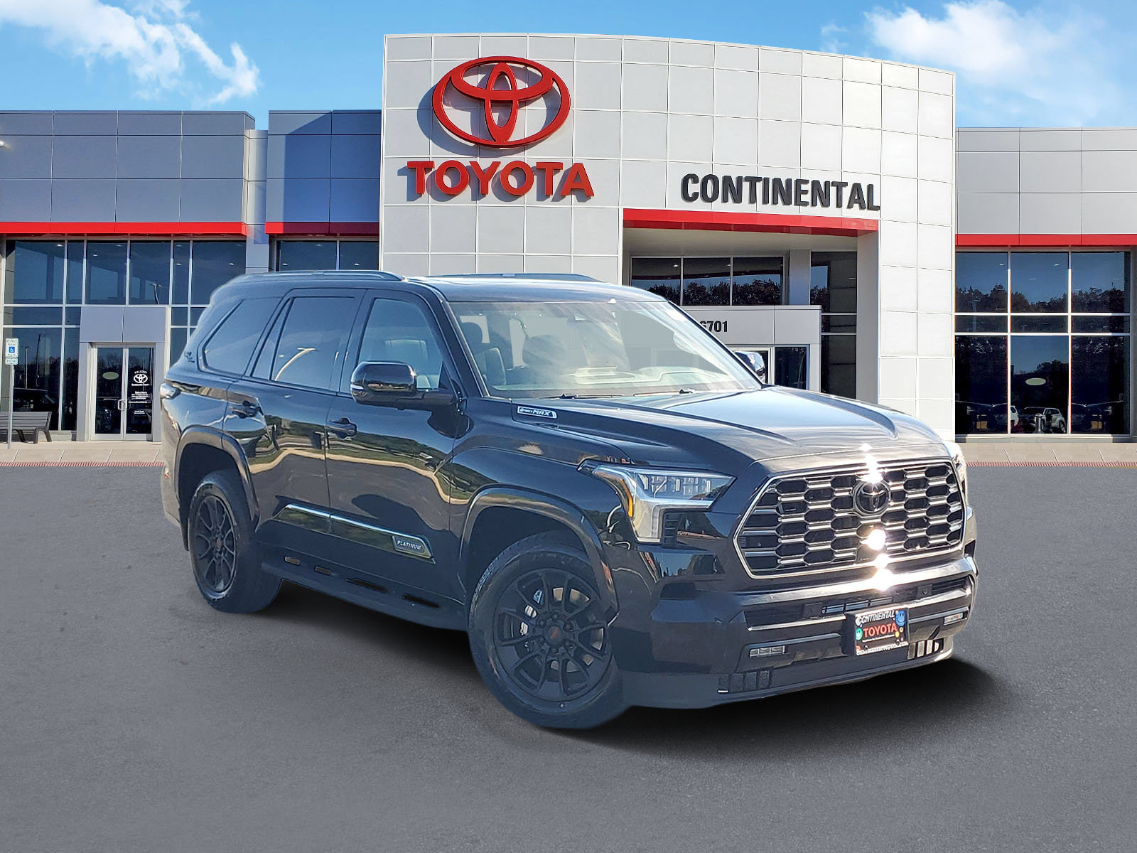 New 2026 Toyota Sequoia Platinum w/ TRD Off-Road Package AWD/4WD image 2