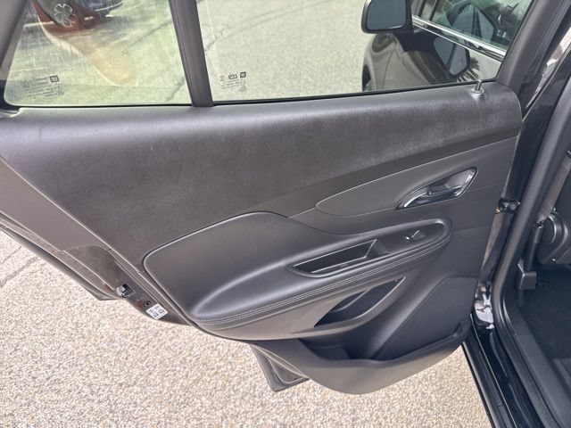 Used 2022 Buick Encore Preferred w/ Safety Package AWD/4WD image 43
