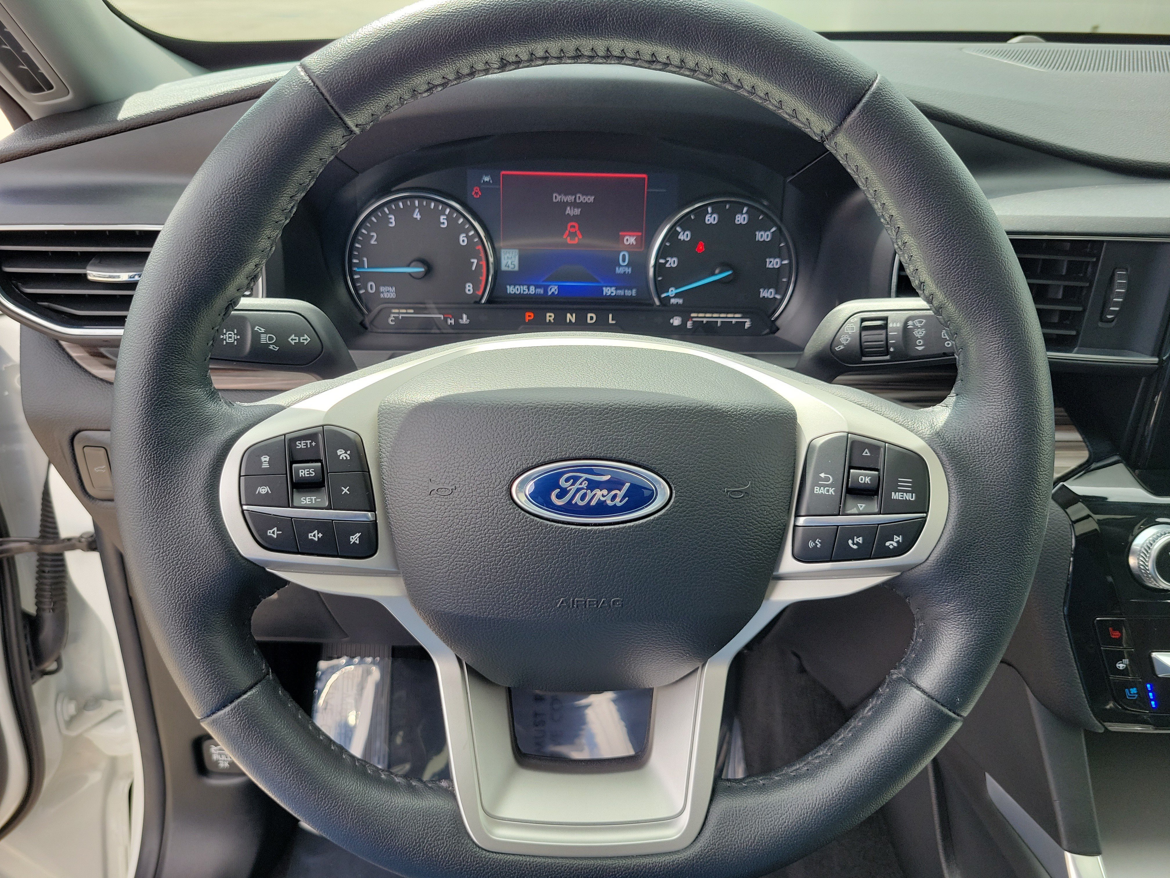 Certified 2023 Ford Explorer Limited w/ Limited Technology Package RWD image 22