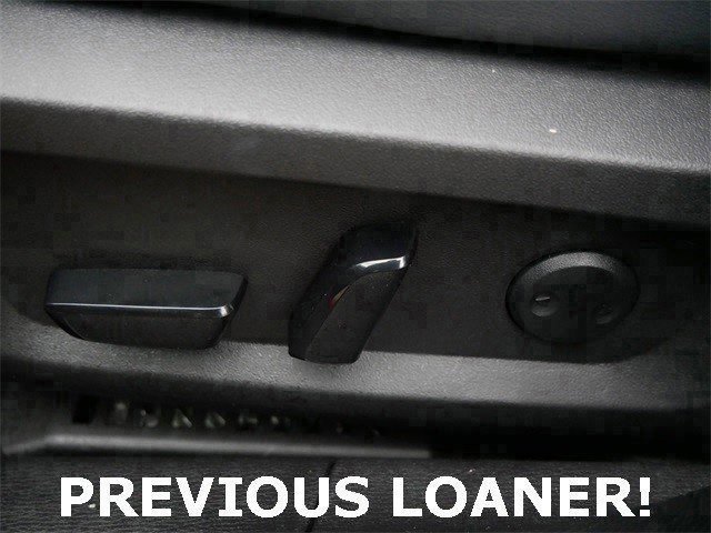 Used 2025 Mitsubishi Outlander SE image 18