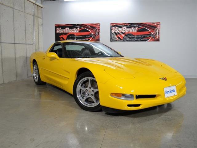Used 2004 Chevrolet Corvette Coupe w/ Preferred Equipment Group