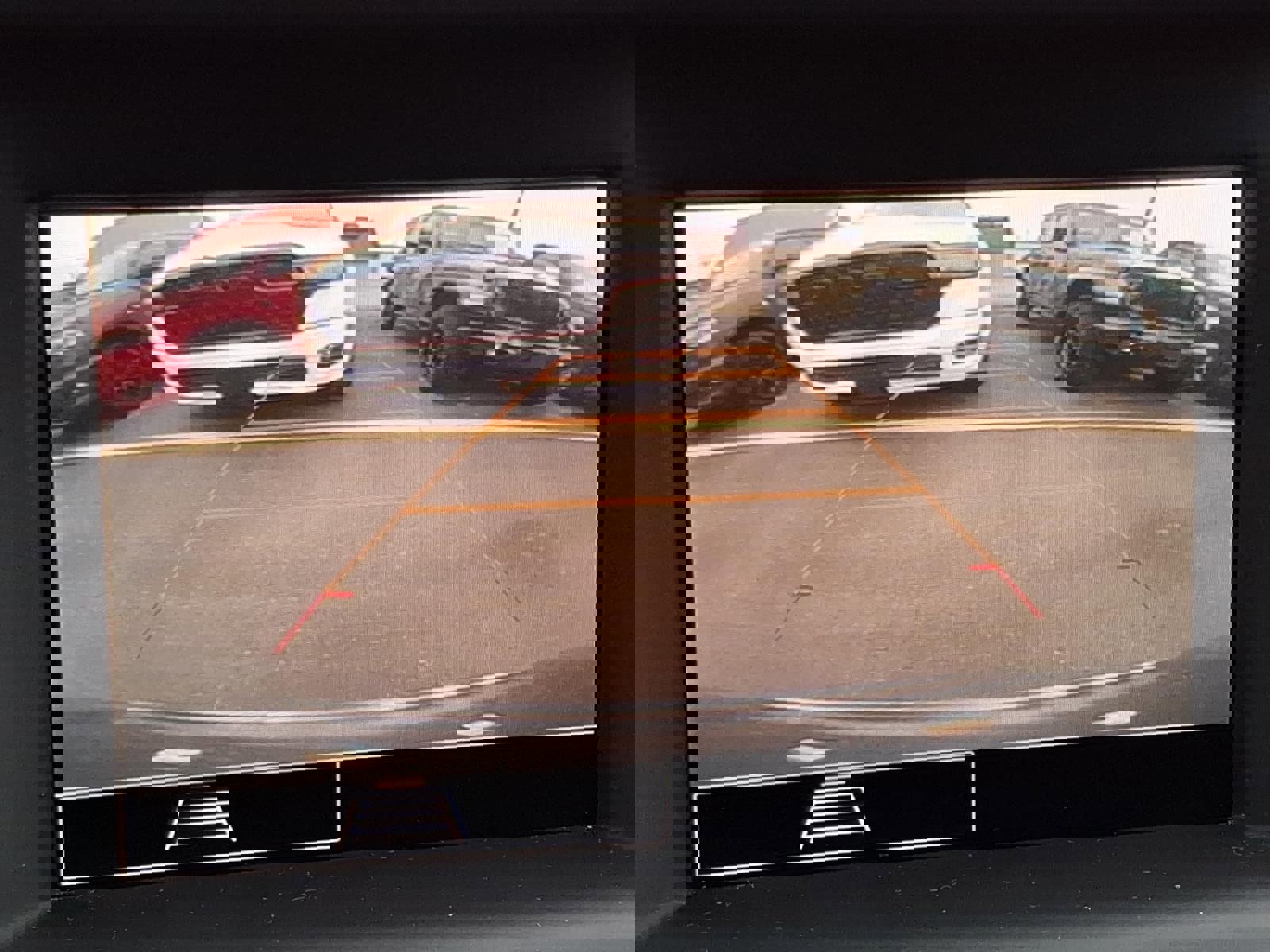 Used 2024 GMC Terrain SLE image 26