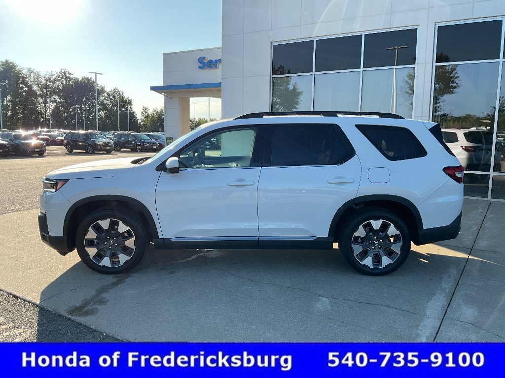 Certified 2026 Honda Pilot Elite image 3