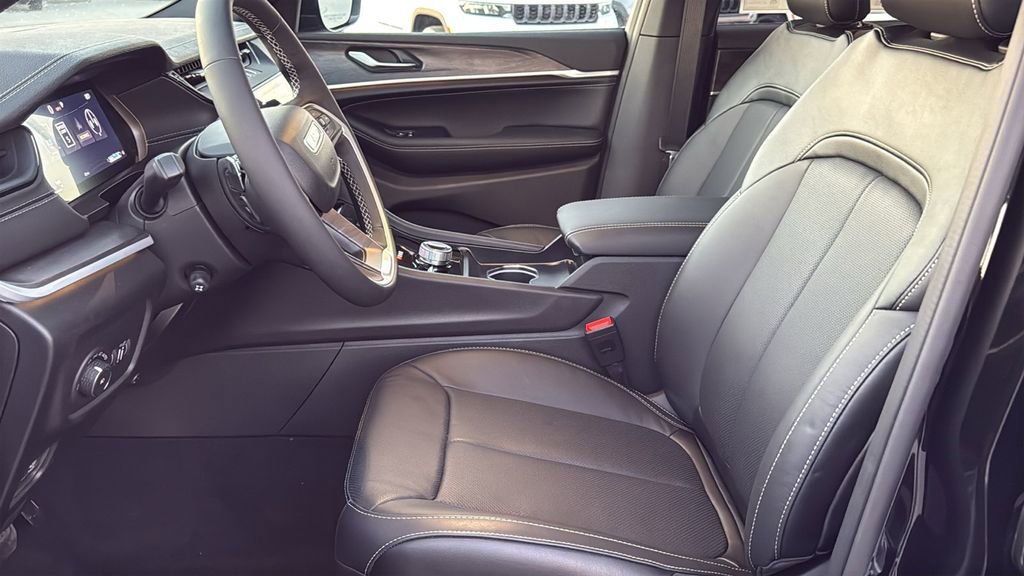 New 2026 Jeep Grand Cherokee Limited image 19