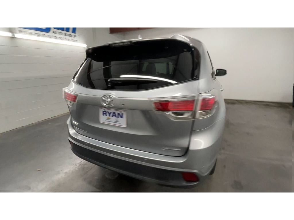 Used 2014 Toyota Highlander Limited Platinum image 8