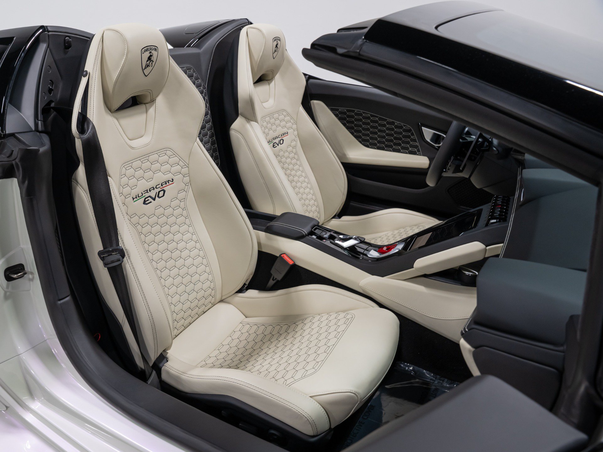 Used 2024 Lamborghini Huracan EVO AWD/4WD image 73