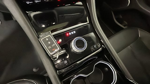 Used 2023 Jeep Grand Cherokee 4WD 4xe image 21