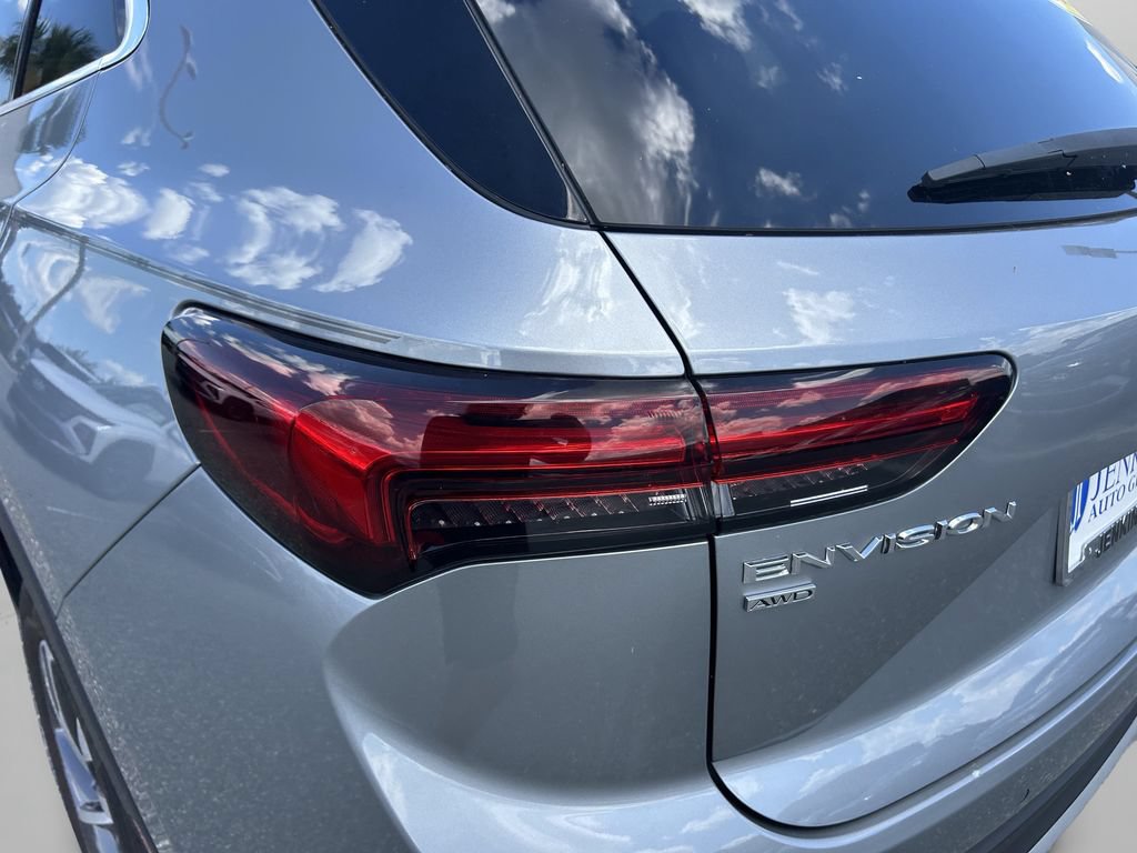 Used 2023 Buick Envision Essence AWD/4WD image 35