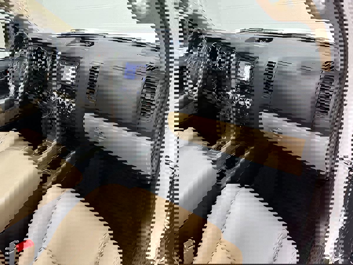 Used 2016 Toyota Sequoia SR5 image 10