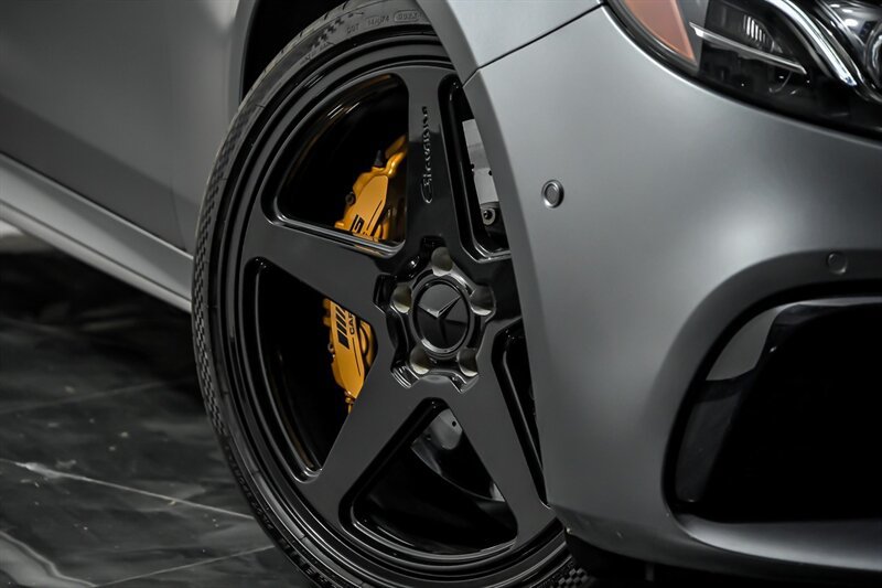 Used 2019 Mercedes-Benz E 63 AMG S image 3