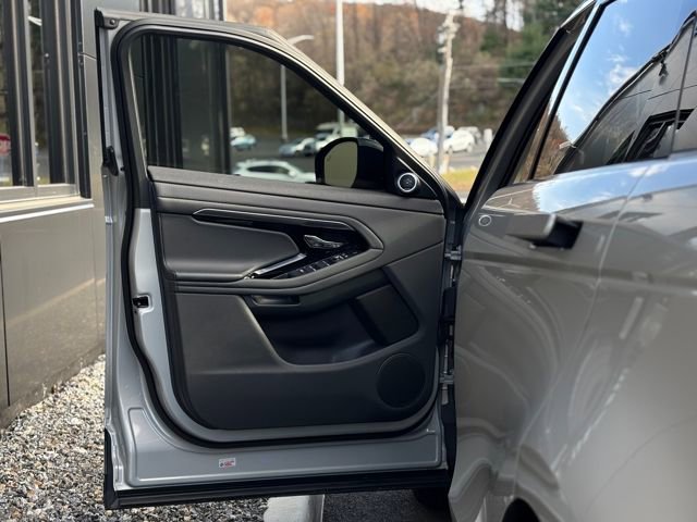 Used 2021 Land Rover Range Rover Evoque S image 10