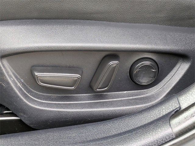 Used 2025 Toyota Camry SE image 20