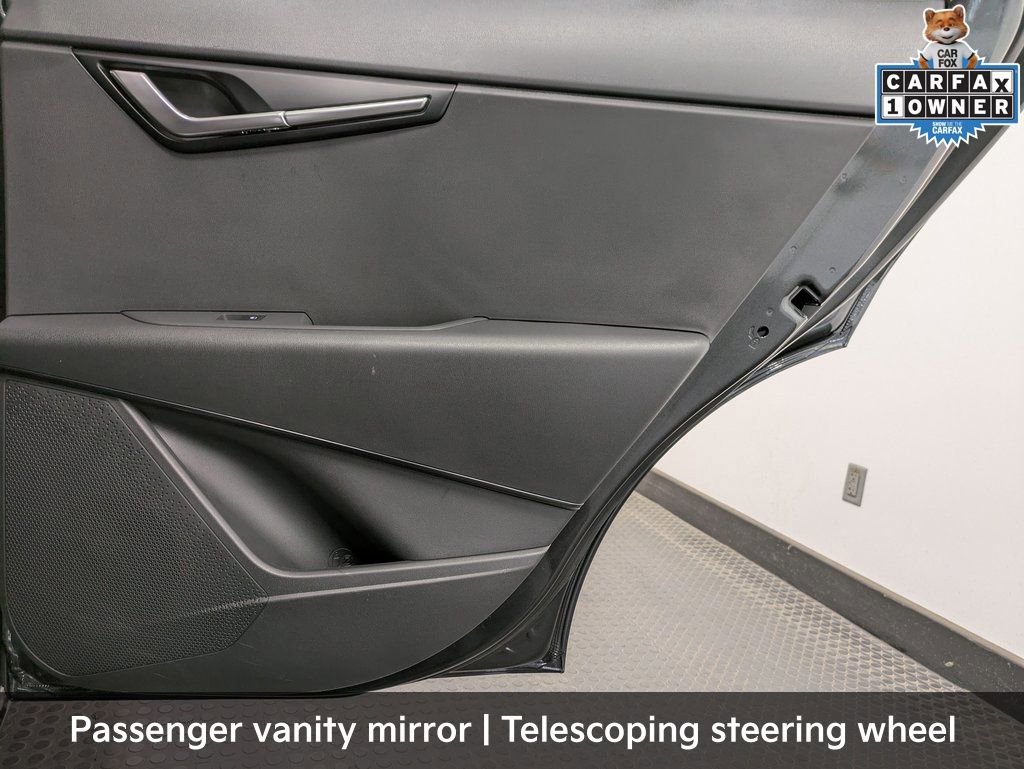 Used 2024 Kia Niro LX image 32