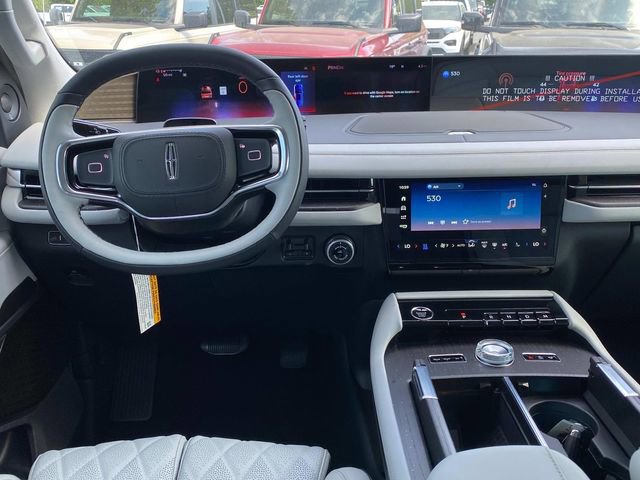 New 2026 Lincoln Navigator Black Label AWD/4WD image 6