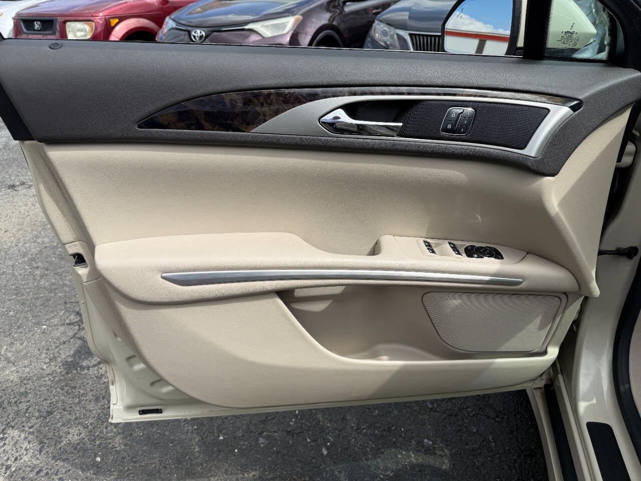 Used 2016 Lincoln MKZ AWD w/ Equipment Group 300A Reserve image 16