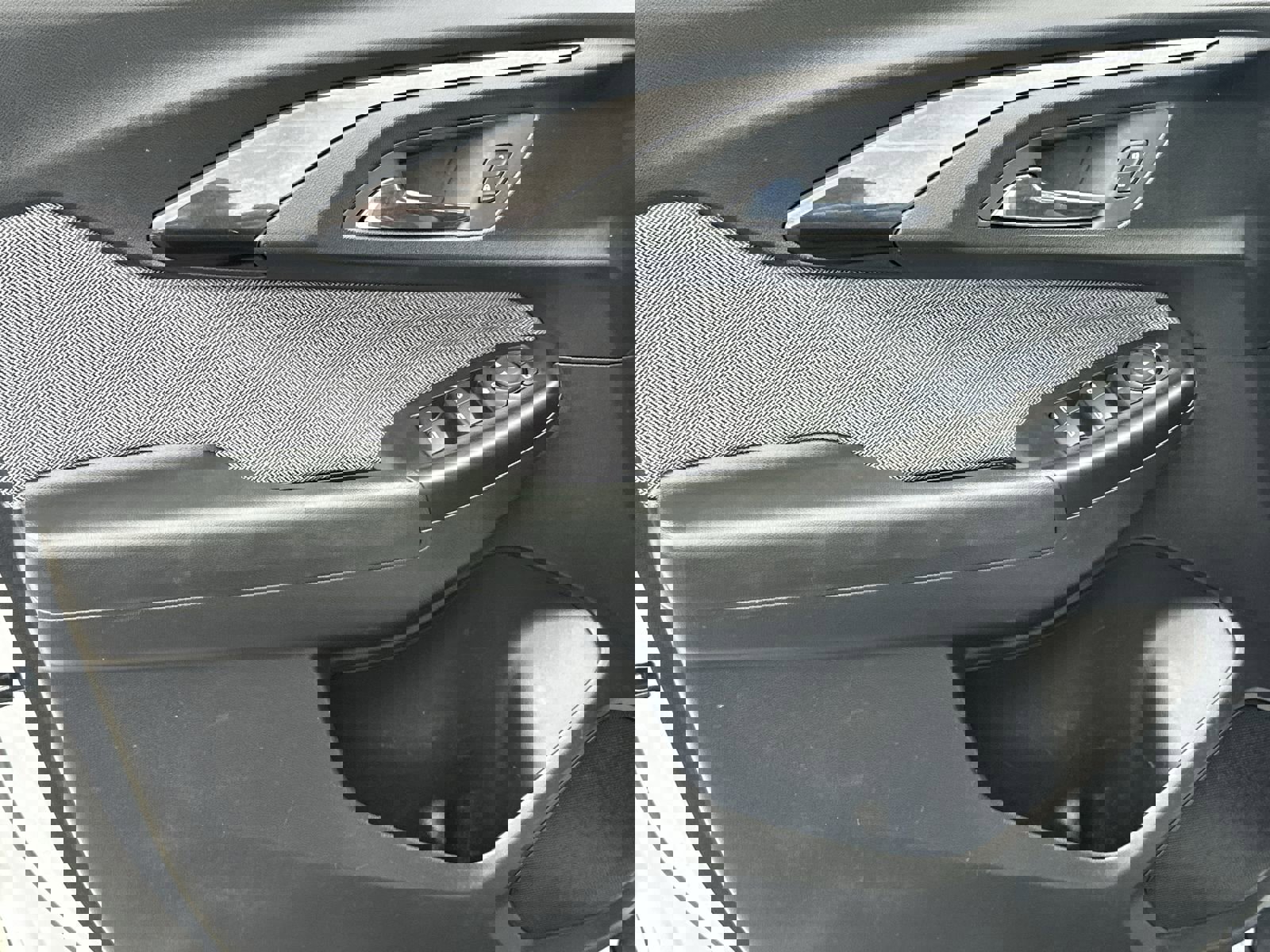 Used 2022 Chevrolet TrailBlazer LS image 14