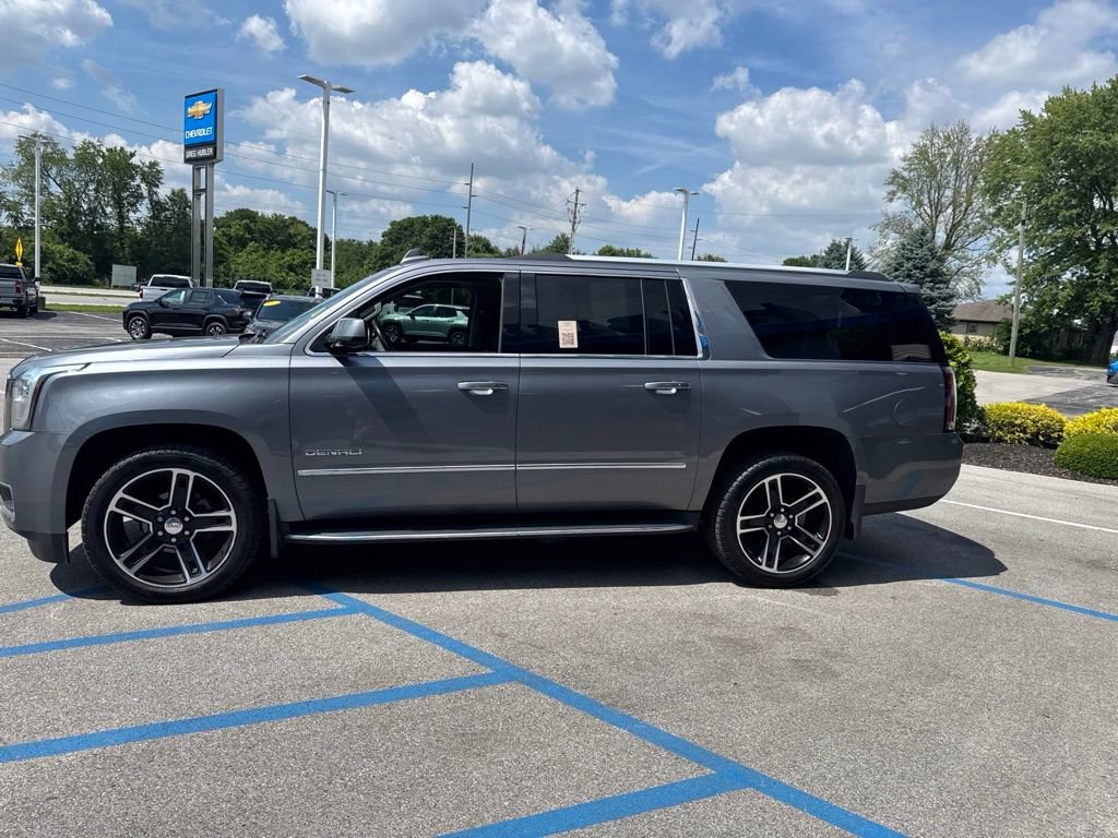 Used 2018 GMC Yukon XL Denali w/ Open Road Package AWD/4WD image 9